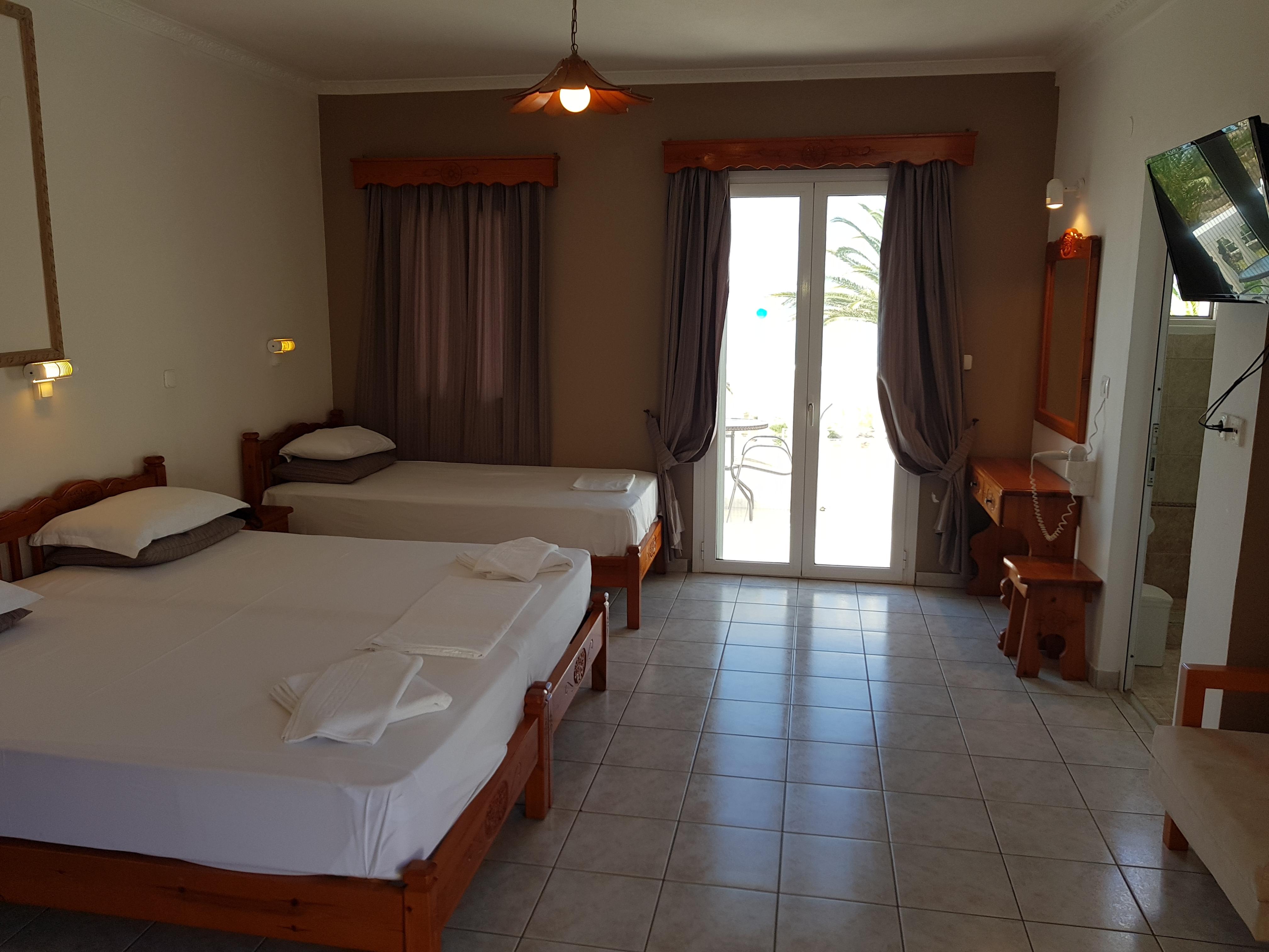 Marina Bay Hotel Ratzaklion Экстерьер фото