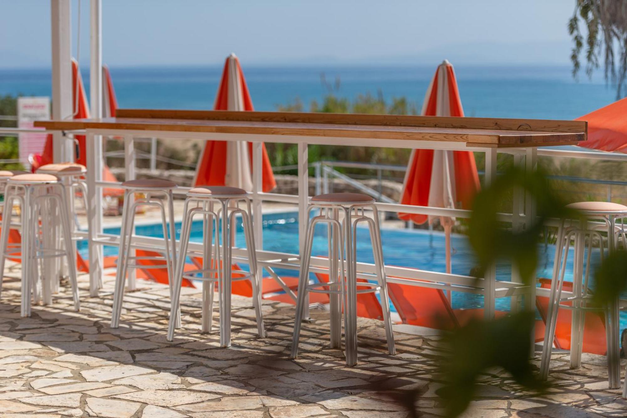 Marina Bay Hotel Ratzaklion Экстерьер фото