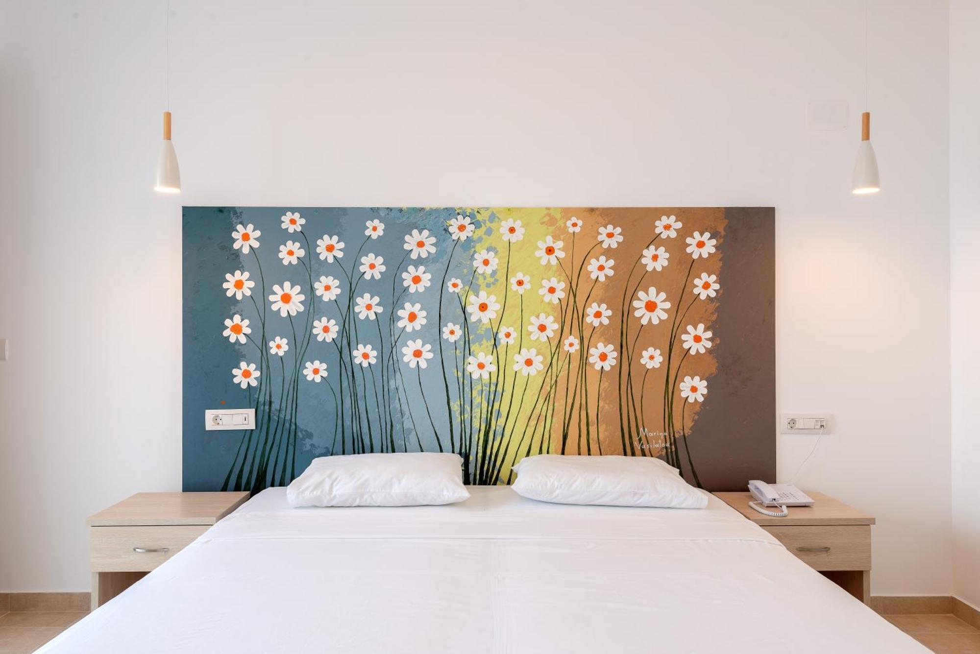 Marina Bay Hotel Ratzaklion Экстерьер фото