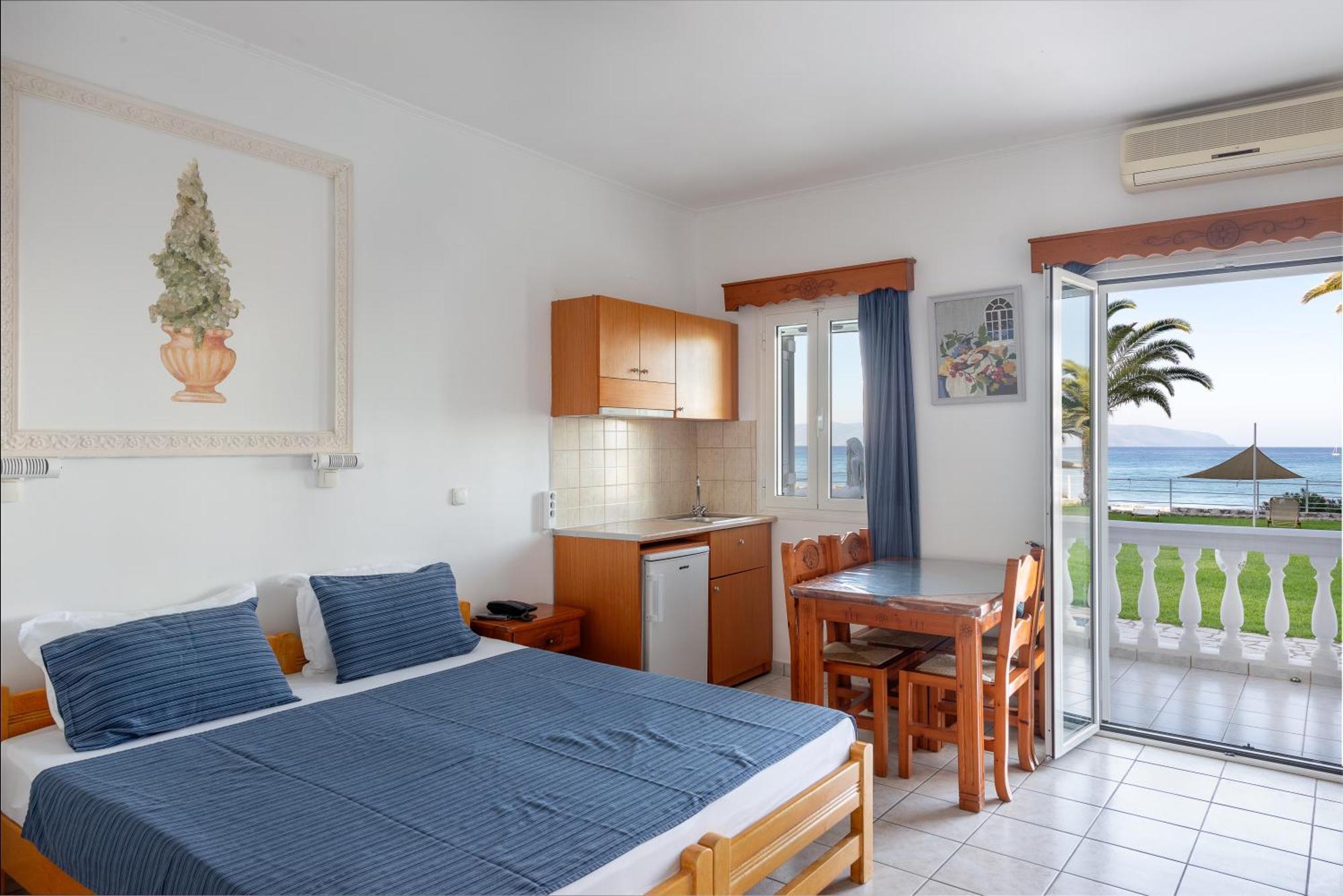 Marina Bay Hotel Ratzaklion Экстерьер фото